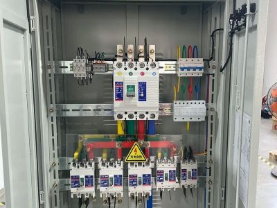 低压动力配电箱