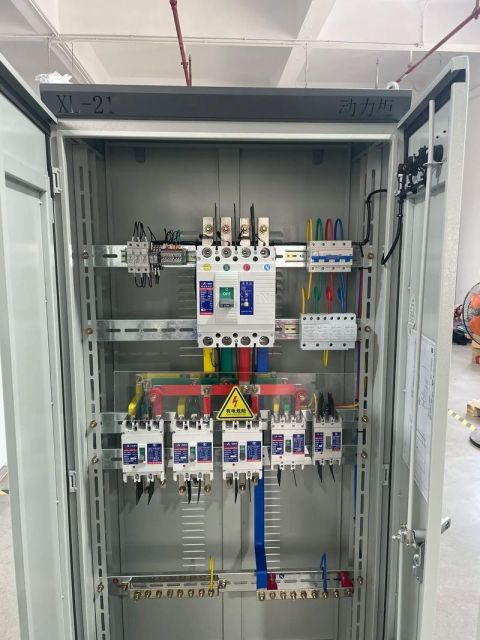 低压动力配电箱